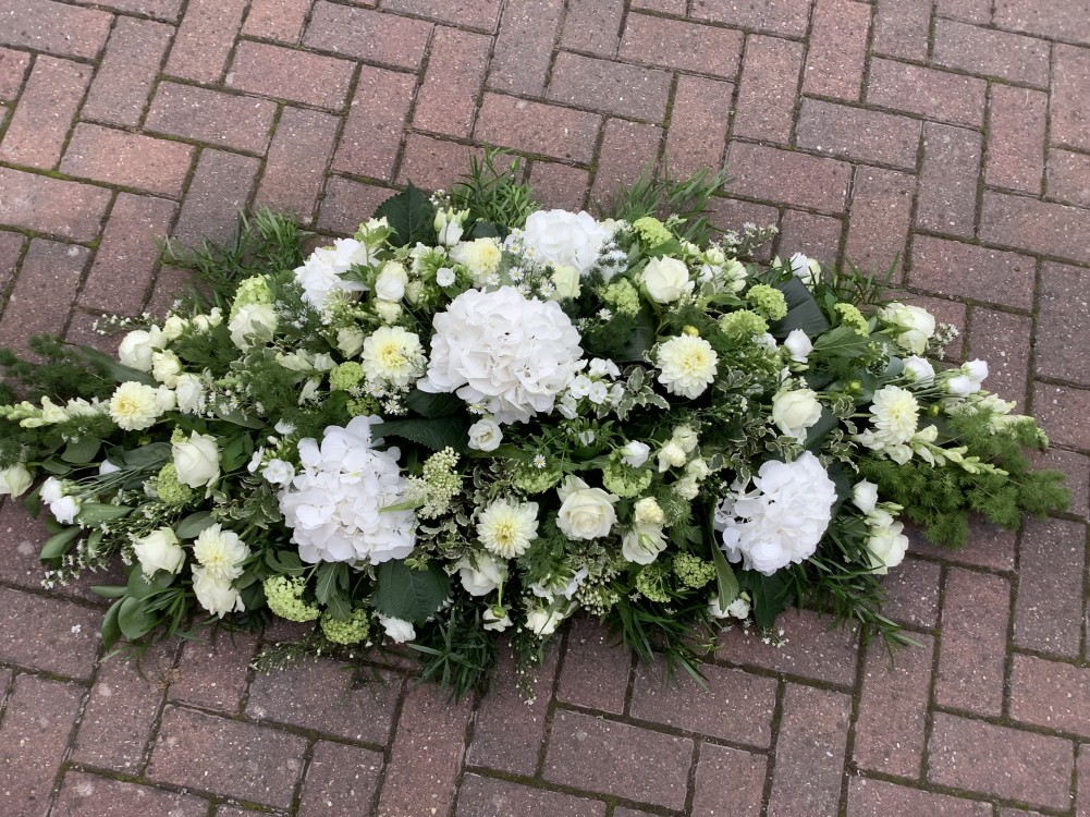 Mixed seasonal Casket Spray White and green